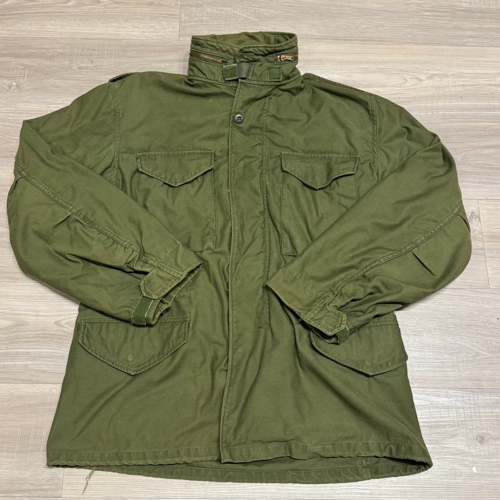 Vintage 1973 US Army M65 Field Jacket Medium Regular OG-107 Vietnam John Ownbey